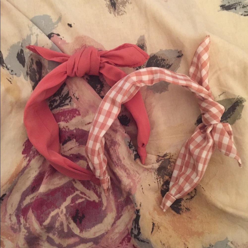 NWOT knot headbands